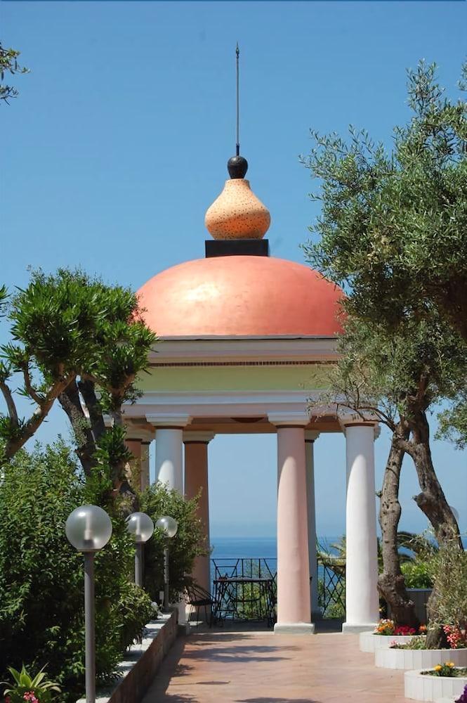 Hotel Terme Rosaleo كازاميتْشيولا تيرمي المظهر الخارجي الصورة