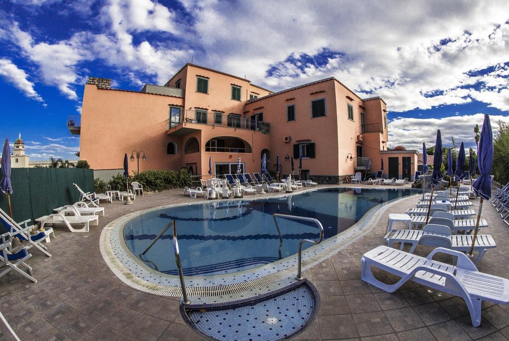 Hotel Terme Rosaleo كازاميتْشيولا تيرمي المظهر الخارجي الصورة