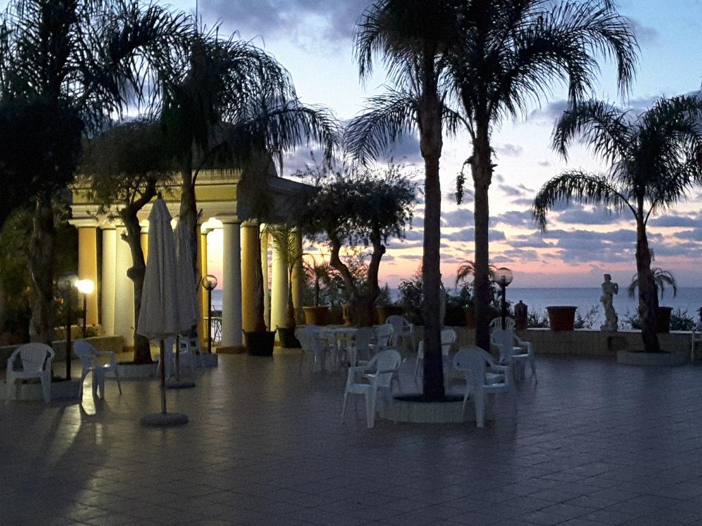 Hotel Terme Rosaleo كازاميتْشيولا تيرمي المظهر الخارجي الصورة